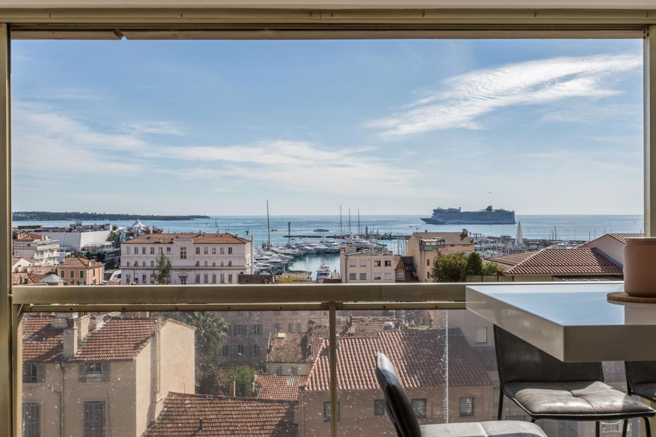 Lb Vacation Rentals I Admire Panoramic Ocean Views Through Walls Of Windows Cannes Exterior photo